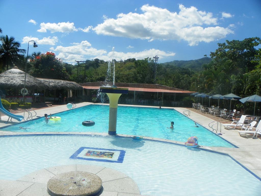 Hotel Hacienda El Diamante Villeta Exterior foto